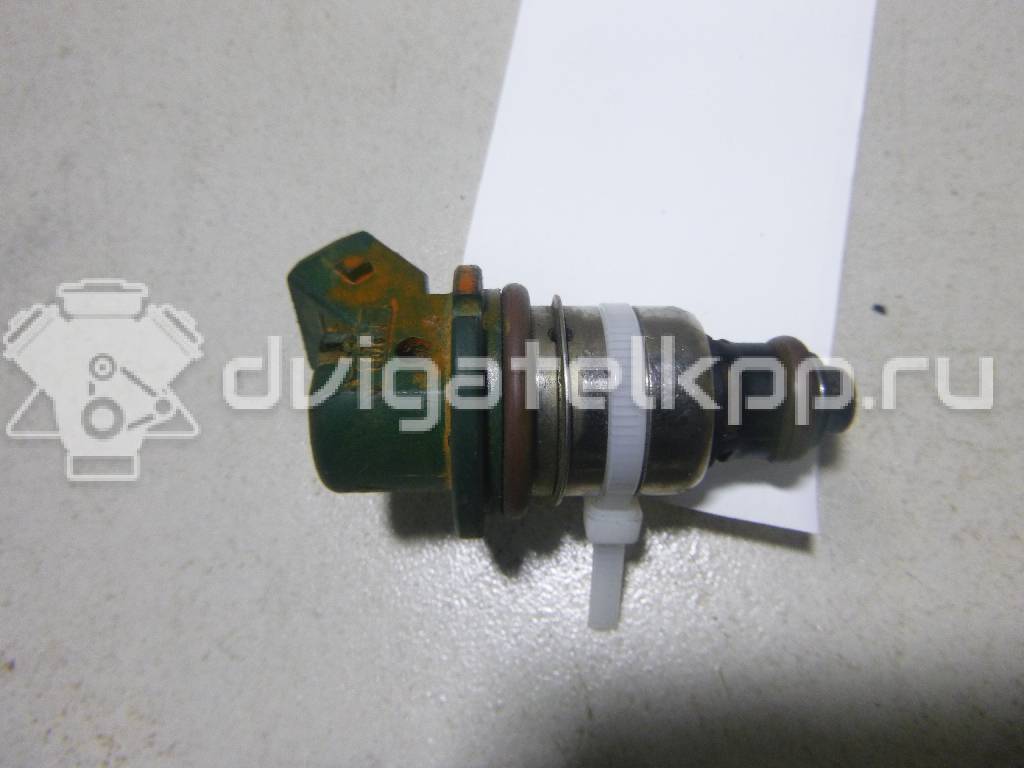 Фото Форсунка инжекторная электрическая  8200207049 для Renault Megane / Trafic / Clio / Laguna / Scénic {forloop.counter}}