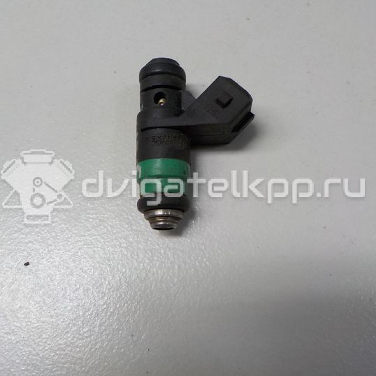 Фото Форсунка инжекторная электрическая  8200028797 для Renault Megane / Trafic / Clio / Laguna / Scénic