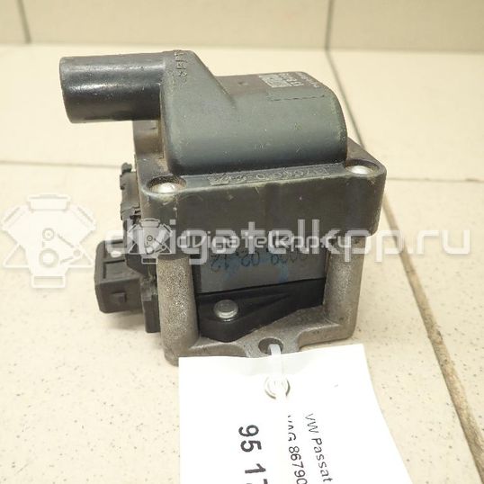 Фото Катушка зажигания  867905104A для Volkswagen Scirocco / Touran / Vento 1H2 / New Beetle / Bora