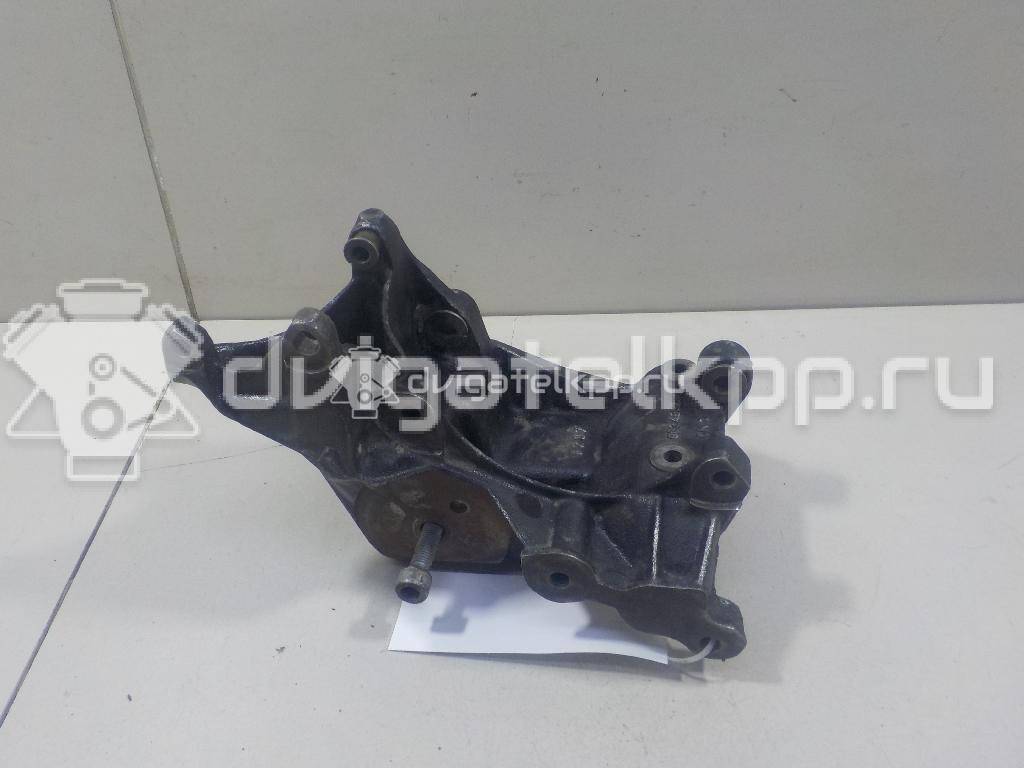 Фото Кронштейн генератора для двигателя WJY (DW8B) для Peugeot / Citroen 69 л.с 8V 1.9 л Дизельное топливо 5706H6 {forloop.counter}}