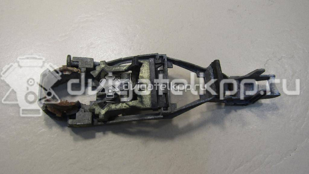 Фото Кронштейн ручки  3B0837886D для vw Golf IV/Bora {forloop.counter}}