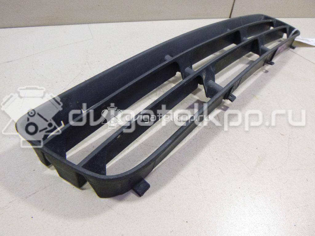 Фото Решетка в бампер центральная  1J5853677B для Volkswagen Bora {forloop.counter}}