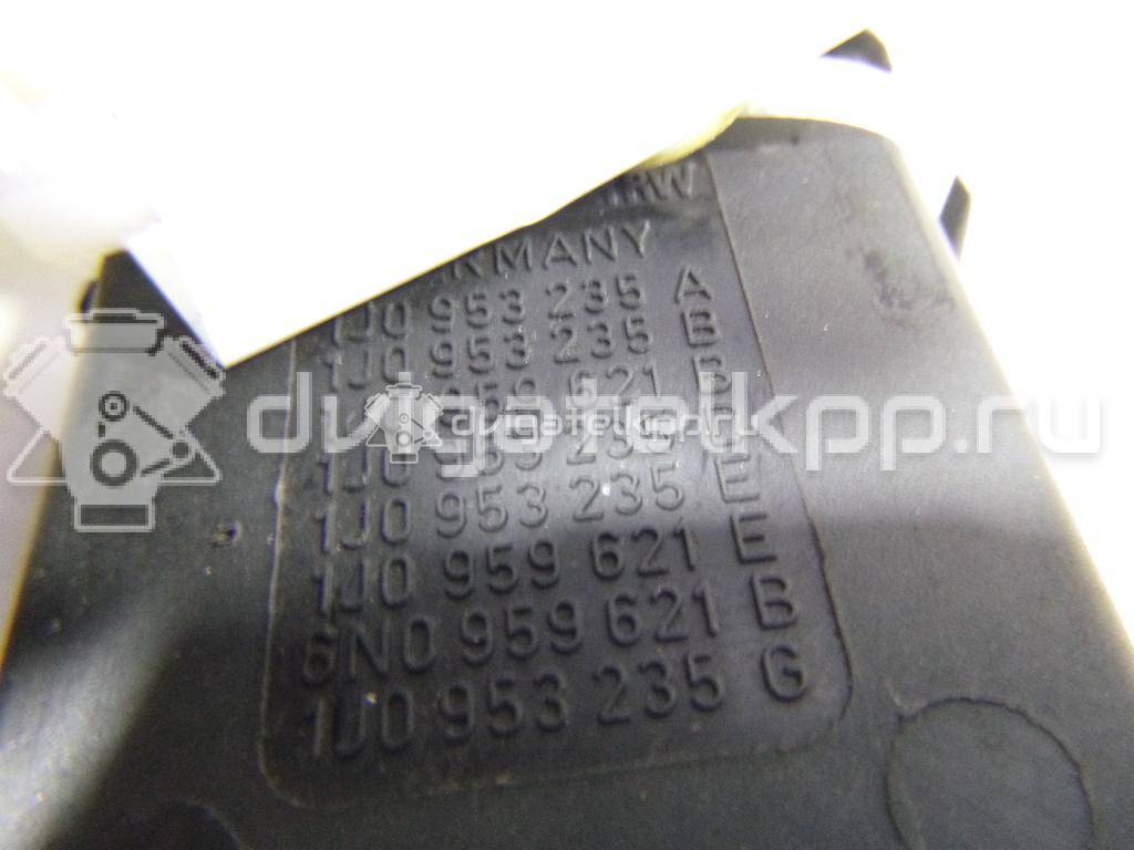 Фото Кнопка аварийной сигнализации  1J0953235J для Volkswagen Bora / Golf {forloop.counter}}