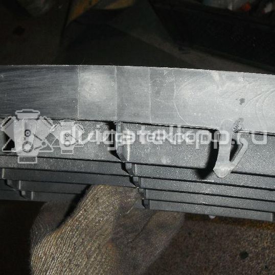 Фото Решетка в бампер центральная  1K0853677 для Volkswagen Golf