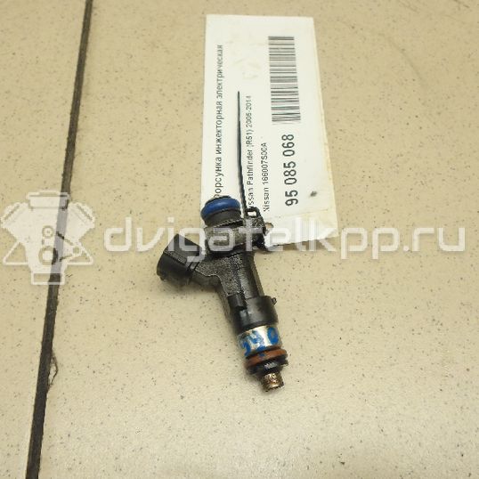 Фото Форсунка инжекторная электрическая для двигателя VQ40DE для Nissan Pathfinder 264-295 л.с 24V 4.0 л бензин 166007S00A