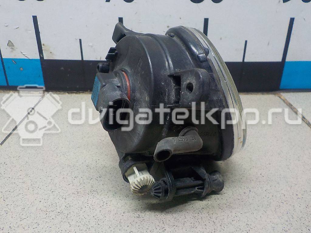 Фото Фара противотуманная правая  8T0941700B для Audi Q5 / A4 / A6 {forloop.counter}}