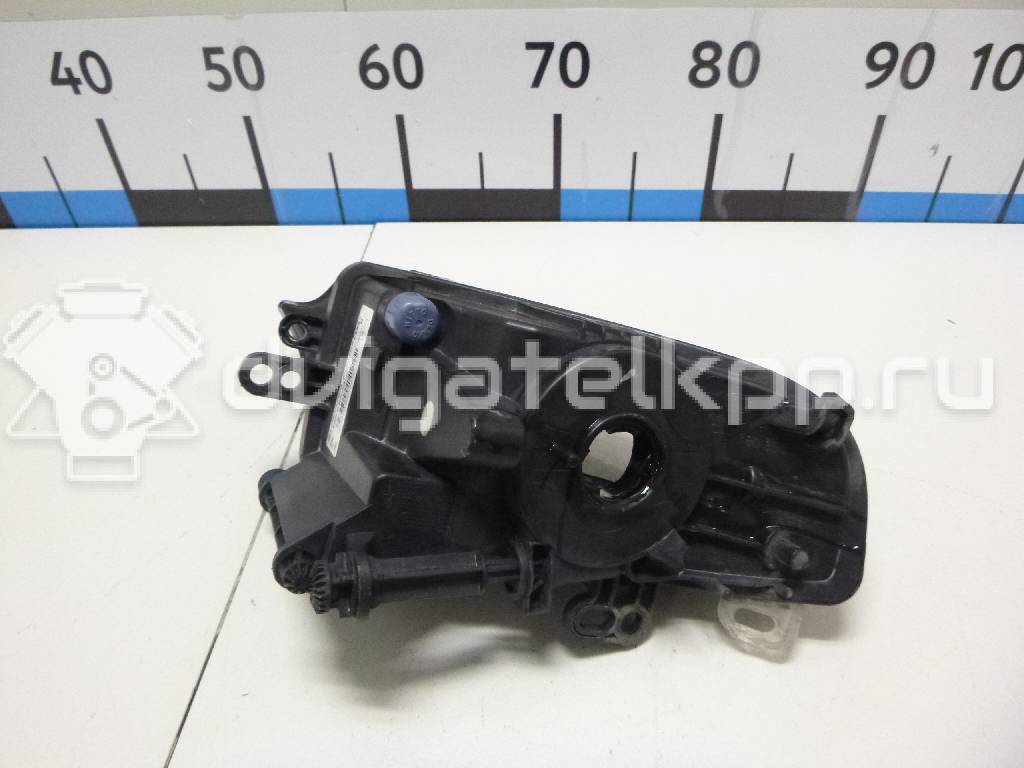Фото Фара противотуманная правая  8v0941700b для Audi A3 {forloop.counter}}