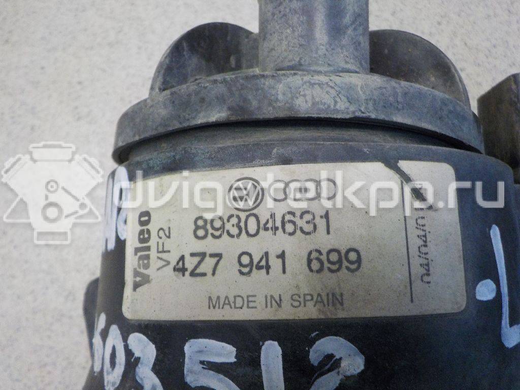 Фото Фара противотуманная левая  4Z7941699 для Audi Allroad {forloop.counter}}