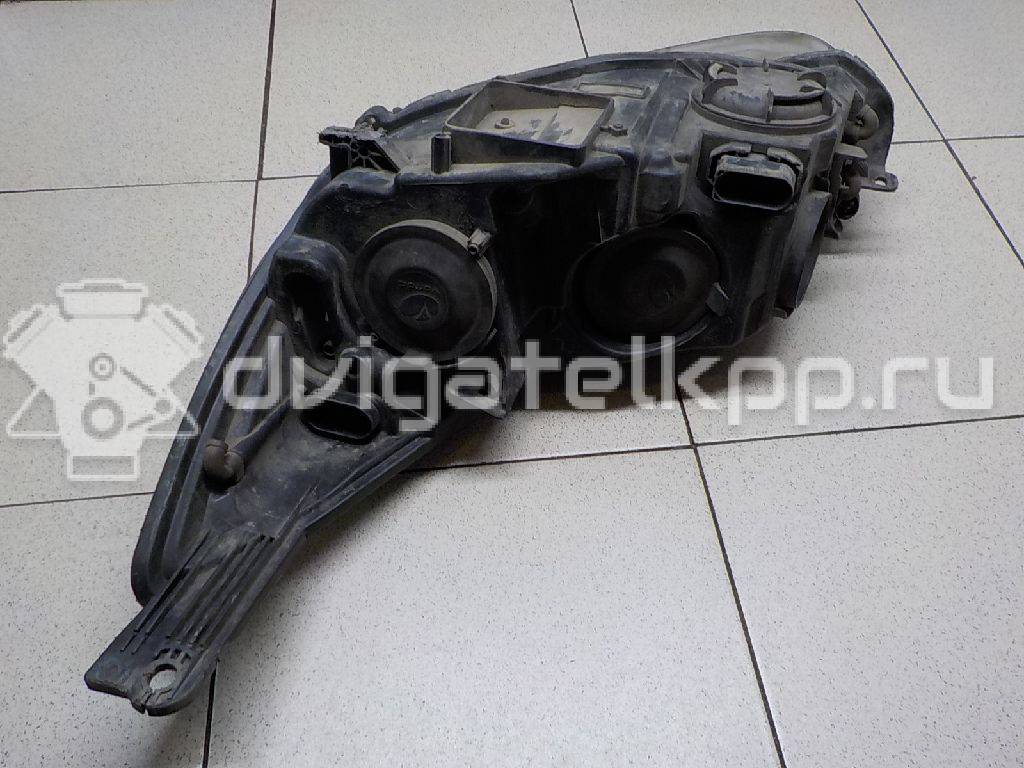 Фото Фара правая  1873925 для Ford Focus {forloop.counter}}