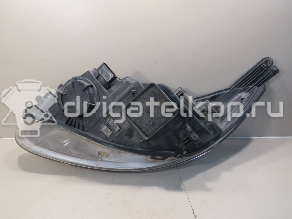 Фото Фара правая  1873925 для Ford Focus {forloop.counter}}