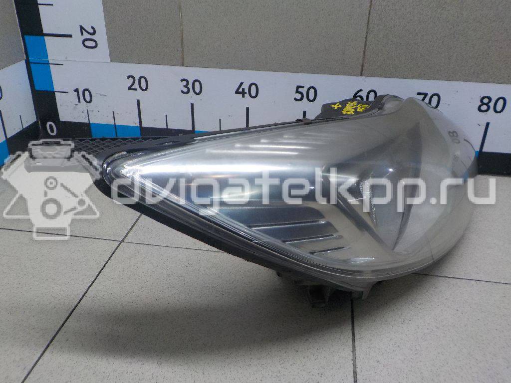 Фото Фара правая  1873925 для Ford Focus {forloop.counter}}