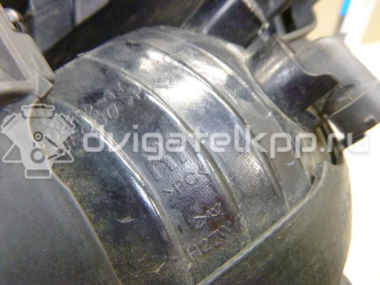 Фото Фара противотуманная правая  922081y000 для Kia Picanto {forloop.counter}}