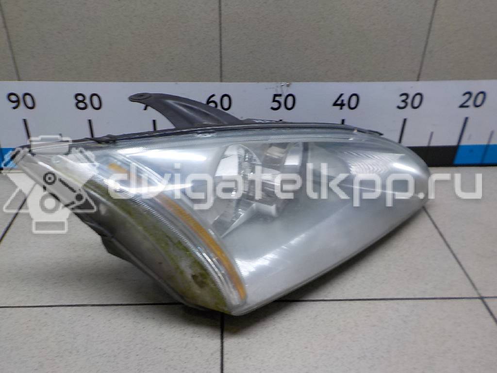 Фото Фара правая  1480979 для Ford Focus {forloop.counter}}