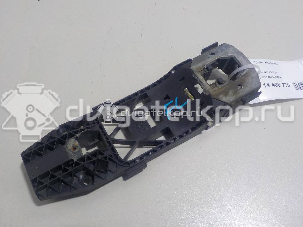 Фото Кронштейн ручки  5N0837885H для vw Golf VII {forloop.counter}}