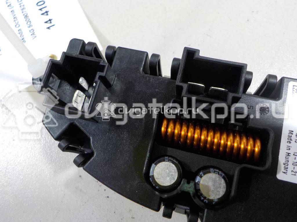 Фото Резистор отопителя  5Q0907521D для Volkswagen Tiguan / Touran / Up 121, 122, Bl1, Bl2 / Golf / Passat {forloop.counter}}