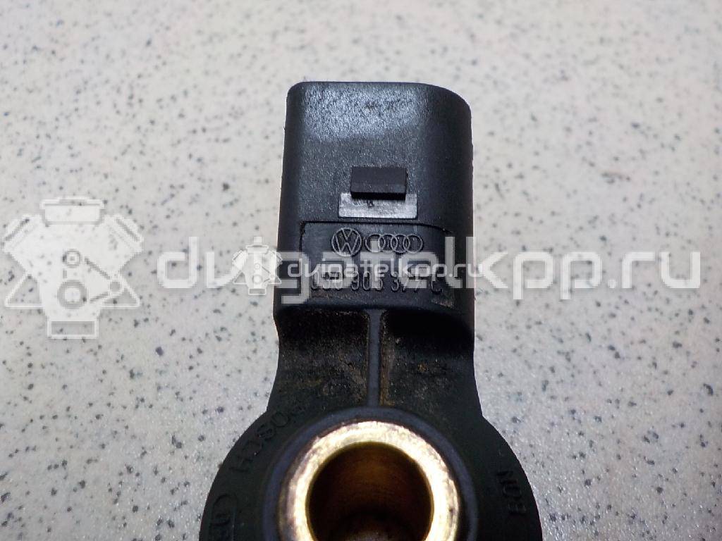 Фото Датчик детонации  030905377C для Volkswagen Scirocco / Tiguan / Touran / Up 121, 122, Bl1, Bl2 / New Beetle {forloop.counter}}