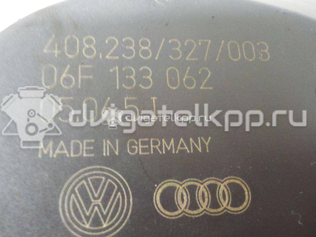 Фото Заслонка дроссельная электрическая  06F133062 для Volkswagen Passat / Touran / Jetta / Golf {forloop.counter}}