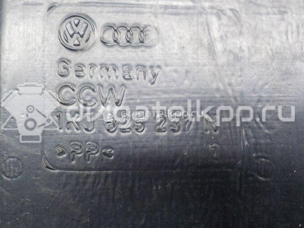 Фото Пыльник двигателя центральный  1K0825237N для Volkswagen Scirocco / Touran / Jetta / Golf {forloop.counter}}