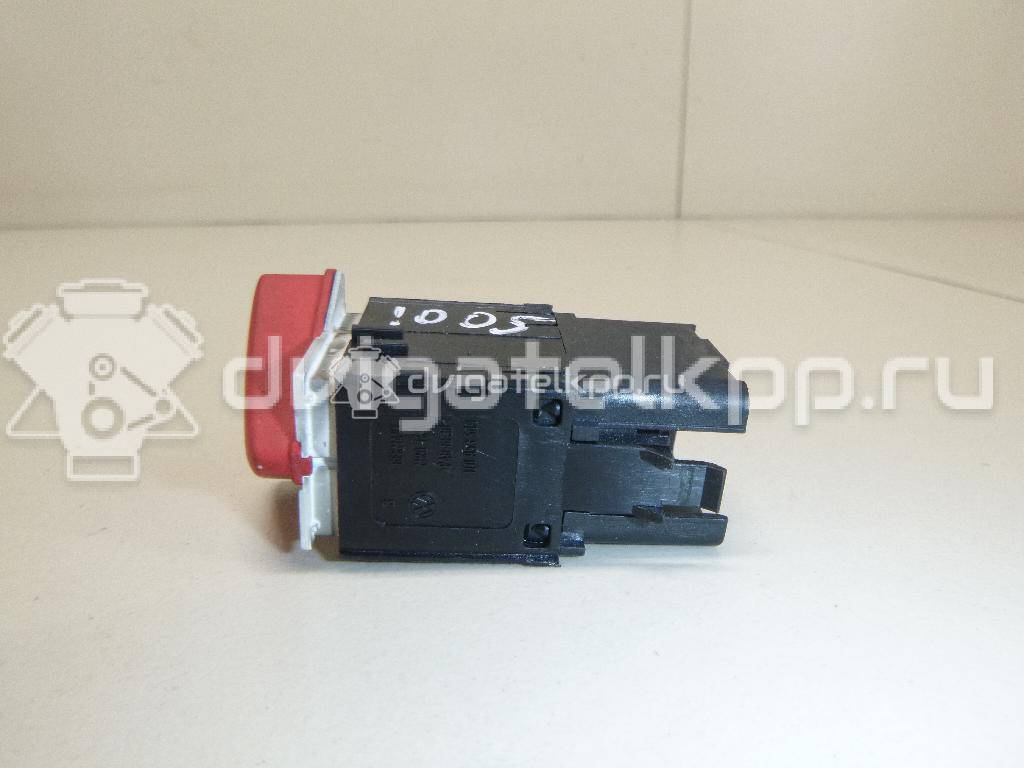 Фото Кнопка аварийной сигнализации  1K0953509A для Volkswagen Jetta / Golf {forloop.counter}}