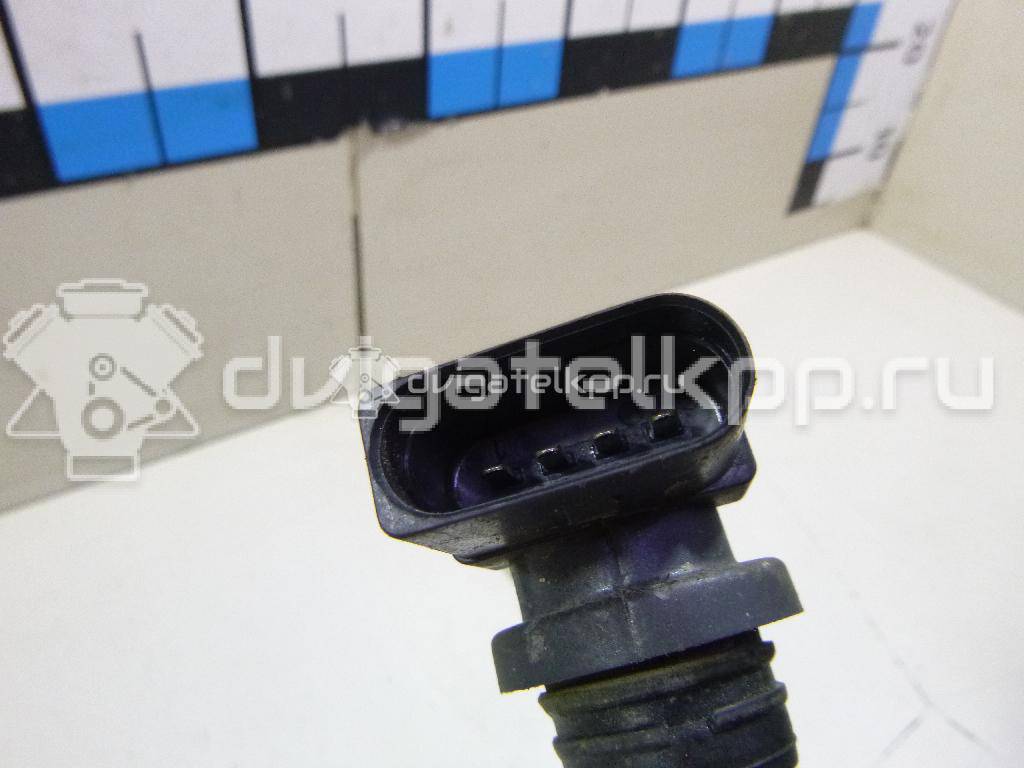 Фото Уплотнитель двери  036905715F для Volkswagen Scirocco / Tiguan / Touran / New Beetle / Bora {forloop.counter}}