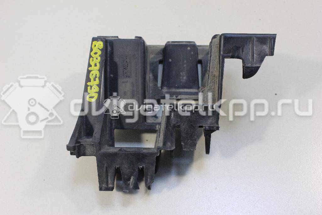 Фото Кронштейн заднего бампера правый  5C6807394A для Volkswagen Jetta / Golf {forloop.counter}}