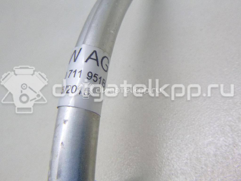 Фото Трос стояночного тормоза  5C0609721BC для Volkswagen Jetta {forloop.counter}}