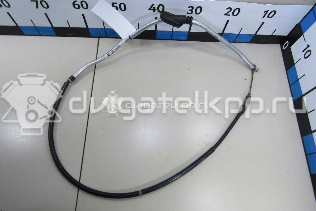 Фото Трос стояночного тормоза  5C0609721E для Volkswagen Jetta {forloop.counter}}