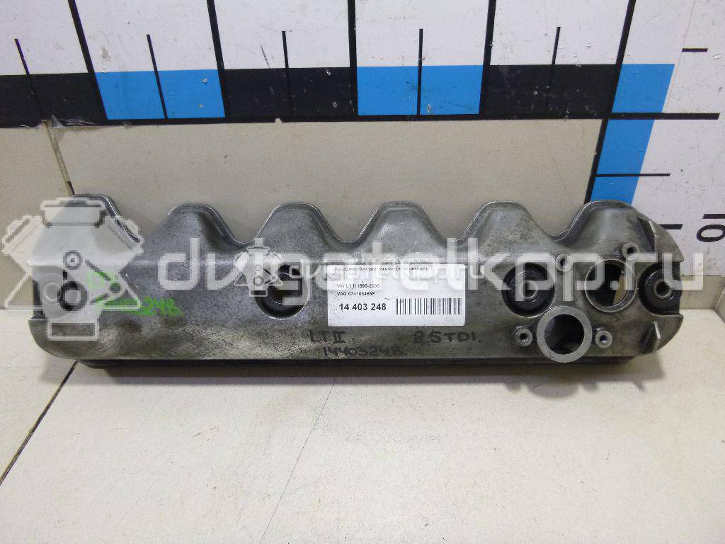 Фото Крышка головки блока (клапанная)  074103469F для Volkswagen Transporter / Lt / Crafter {forloop.counter}}