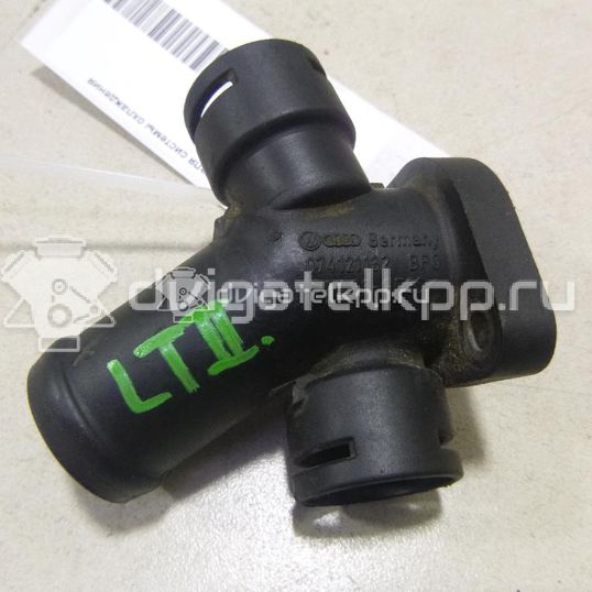 Фото Фланец двигателя системы охлаждения  074121132 для Volkswagen Transporter / Lt