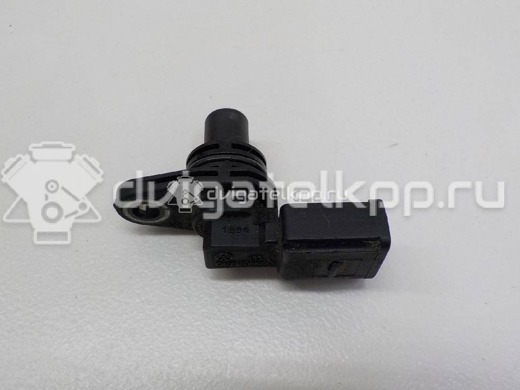 Фото Датчик положения распредвала  036907601D для Volkswagen Scirocco / Tiguan / Touran / Up 121, 122, Bl1, Bl2 / New Beetle {forloop.counter}}