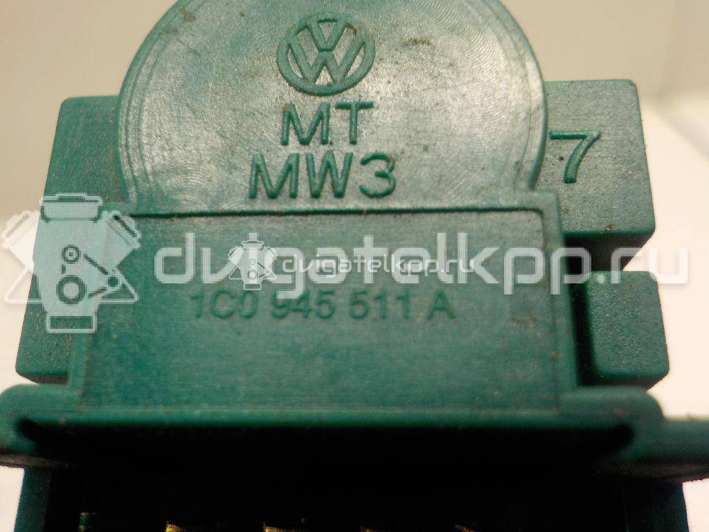 Фото Датчик включения стопсигнала  1C0945511A для Volkswagen Touran / New Beetle / Bora / Kaefer / Multivan {forloop.counter}}