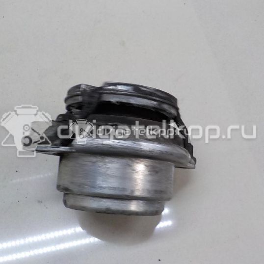 Фото Опора КПП  4B0399151M для Volkswagen Passat