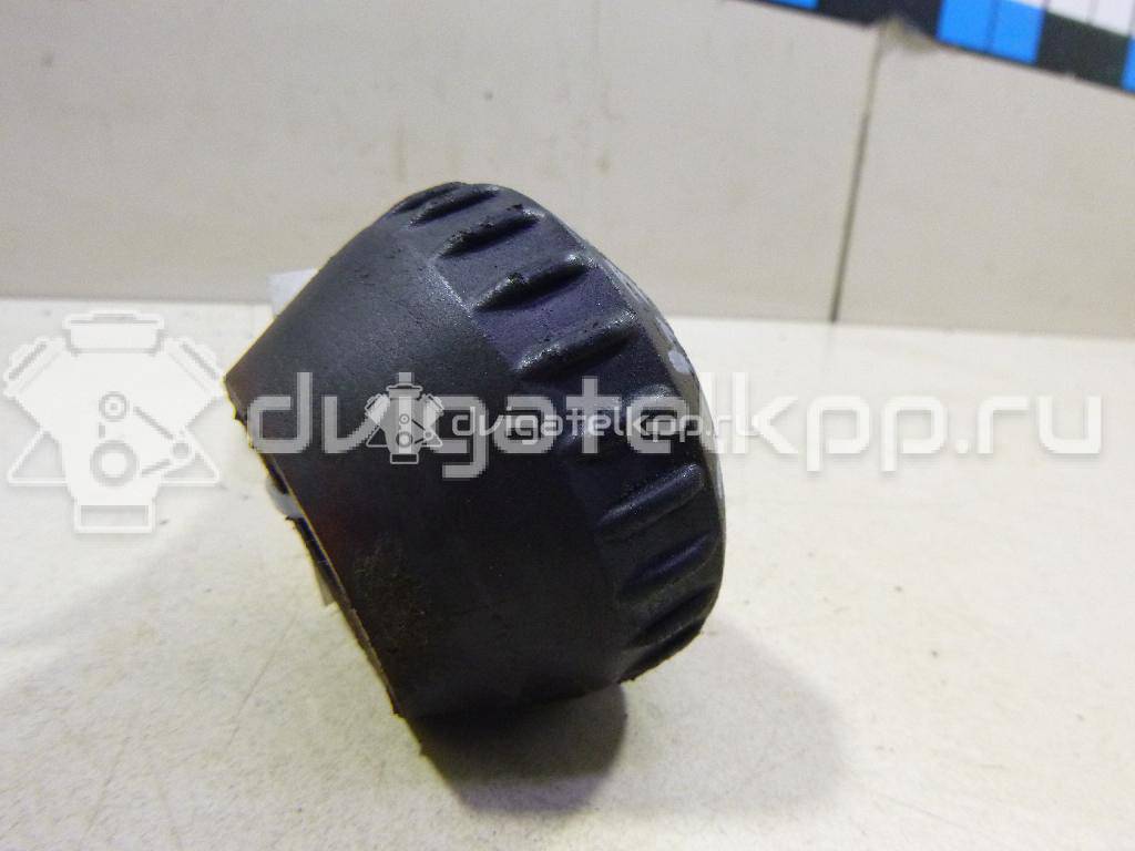 Фото Опора двигателя передняя  8d0199339p для Volkswagen Passat / Golf {forloop.counter}}