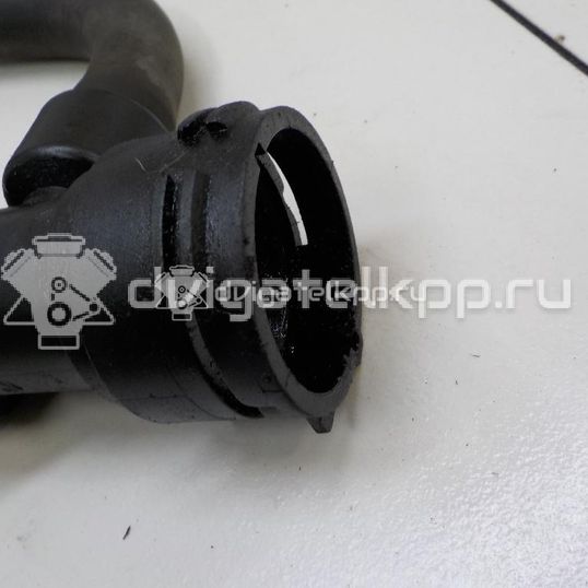 Фото Патрубок радиатора  8D0121055G для Volkswagen Passat / Golf