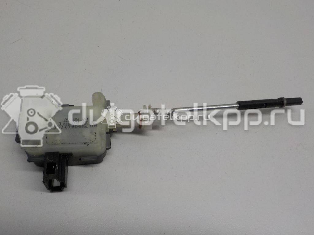 Фото Активатор замка крышки бензобака  3B0810773D для Volkswagen Passat / Cc / Jetta / Golf {forloop.counter}}