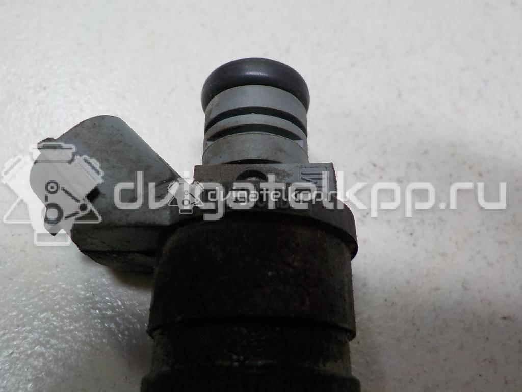 Фото Форсунка инжекторная электрическая  06A906031BT для Volkswagen Touran / Golf / Passat / Caddy / Jetta {forloop.counter}}