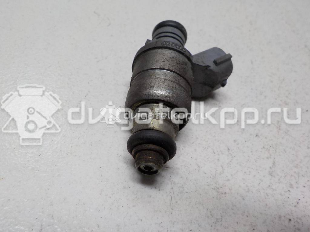 Фото Форсунка инжекторная электрическая  06A906031BT для Volkswagen Touran / Golf / Passat / Caddy / Jetta {forloop.counter}}