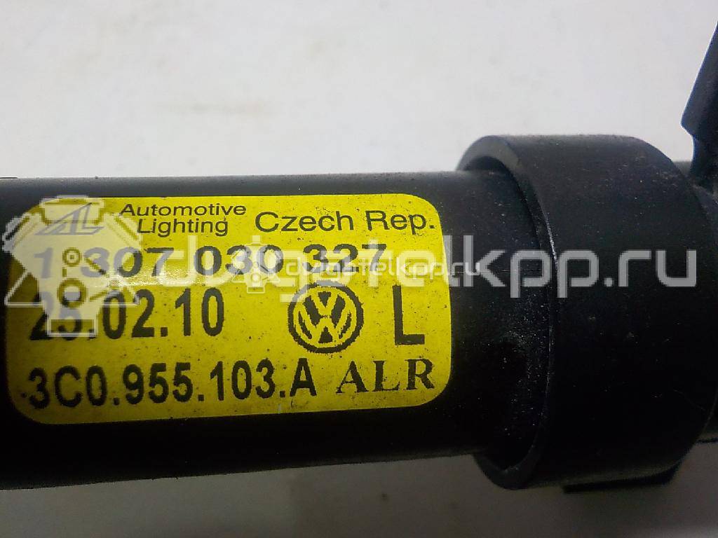 Фото Форсунка омывателя фары  3C0955103A для Volkswagen Passat {forloop.counter}}