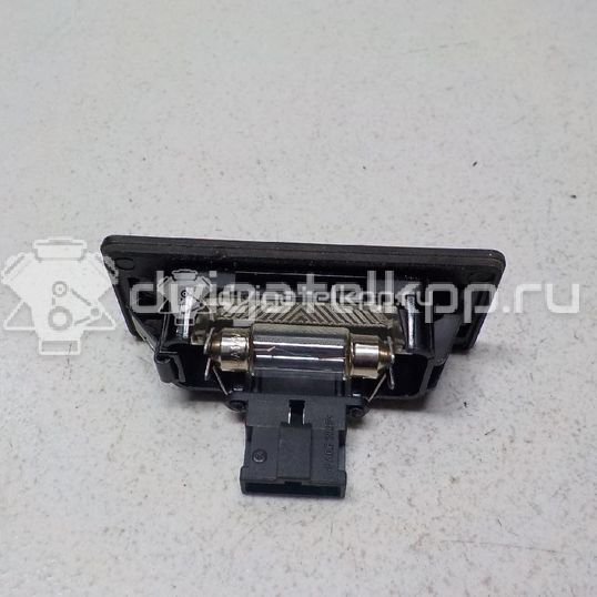 Фото Фонарь подсветки номера  8T0943021 для vw Passat [B6]