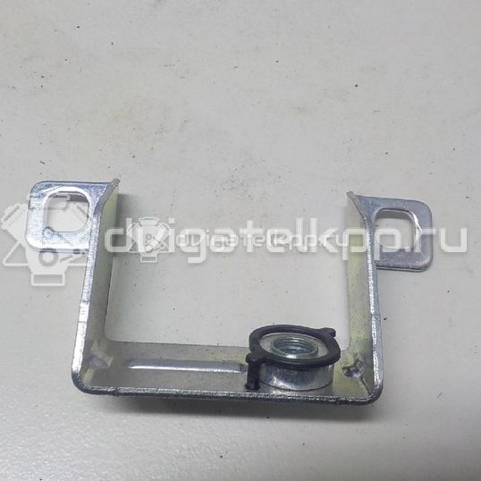 Фото Крепеж  3C9860199 для vw Passat [B6]