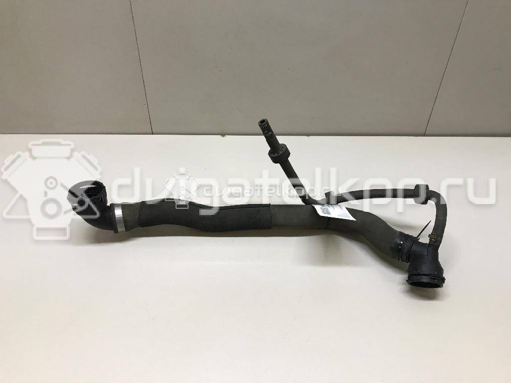 Фото Патрубок радиатора  3C0122101GF для vw Passat [B7] {forloop.counter}}