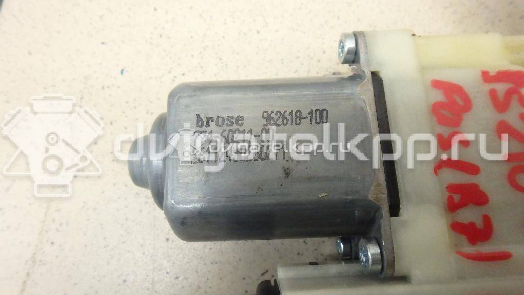 Фото Моторчик стеклоподъемника  3AA959704BVW4 для vw Passat [B7] {forloop.counter}}