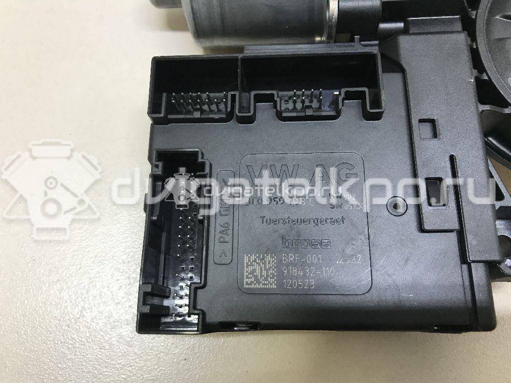 Фото Моторчик стеклоподъемника  3AA959701AZ0H для vw Passat [B7] {forloop.counter}}