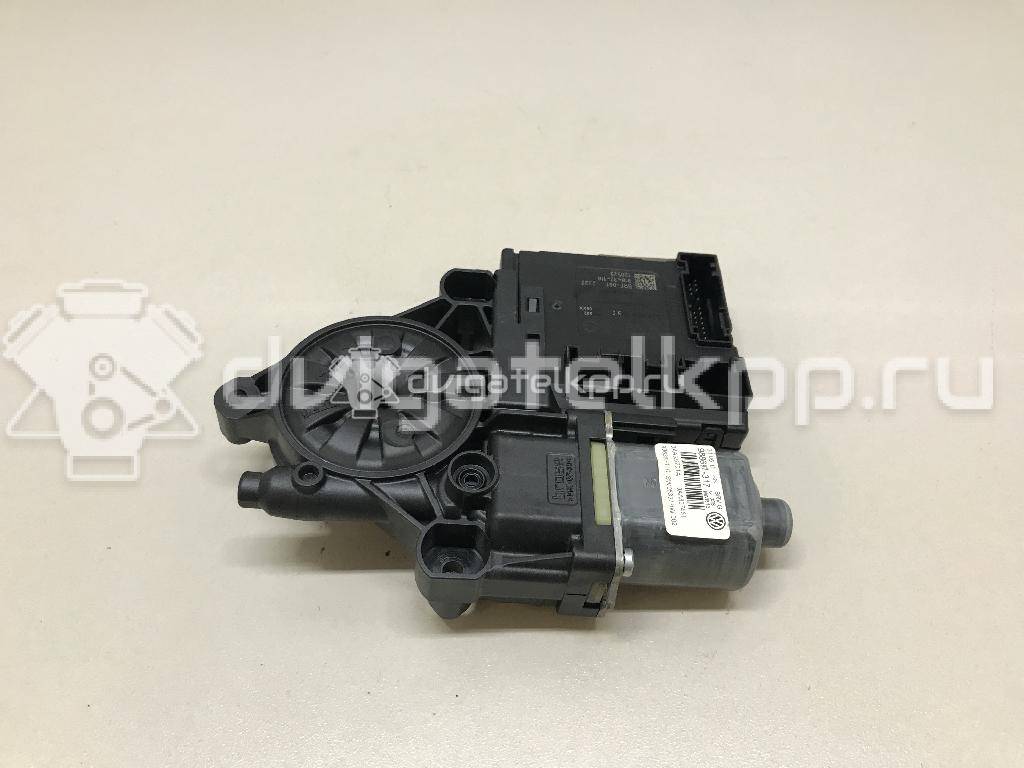 Фото Моторчик стеклоподъемника  3AA959701AZ0H для vw Passat [B7] {forloop.counter}}