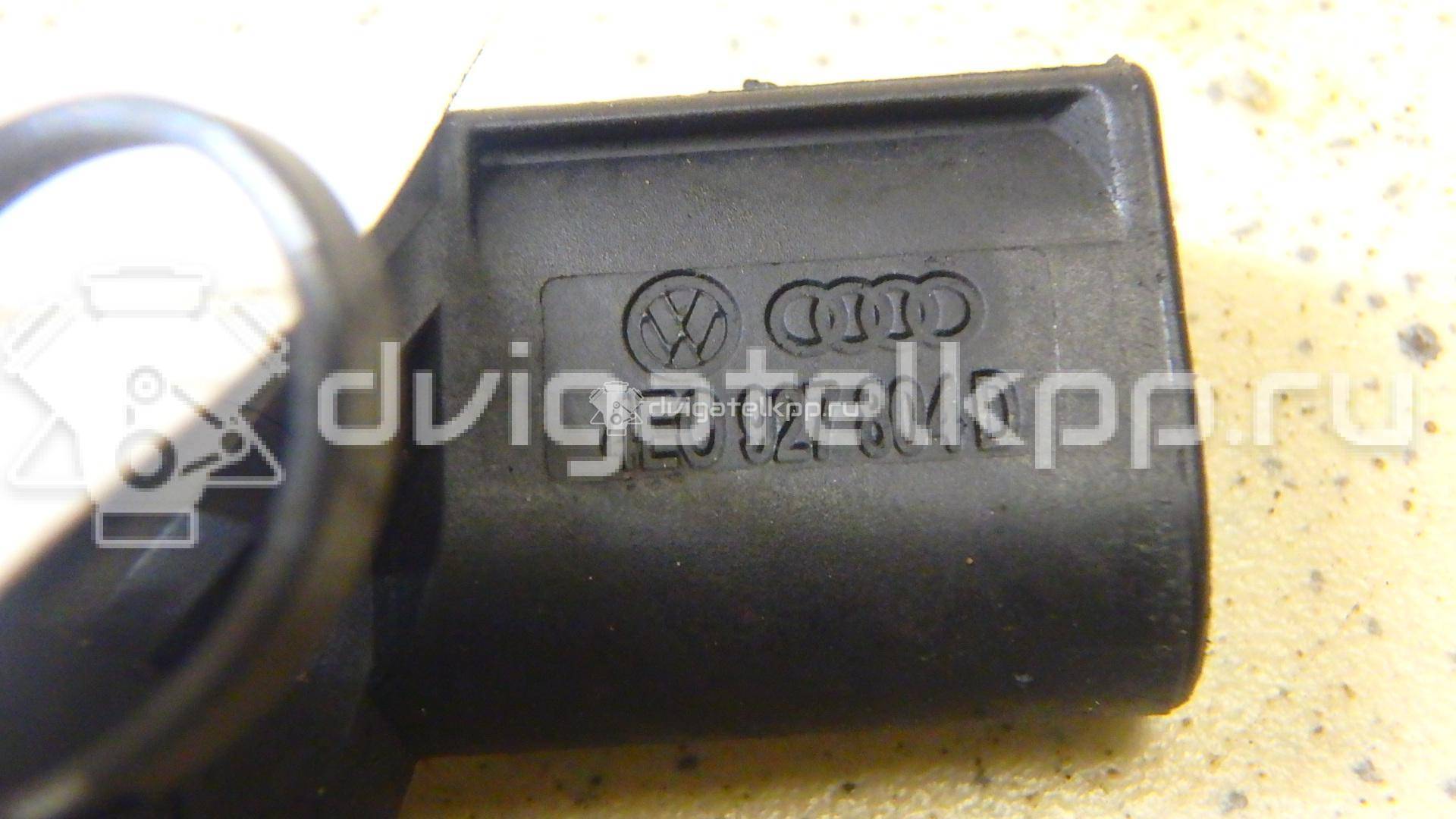 Фото Колпачок  4E0927804D для Volkswagen Phaeton 3D / Golf {forloop.counter}}