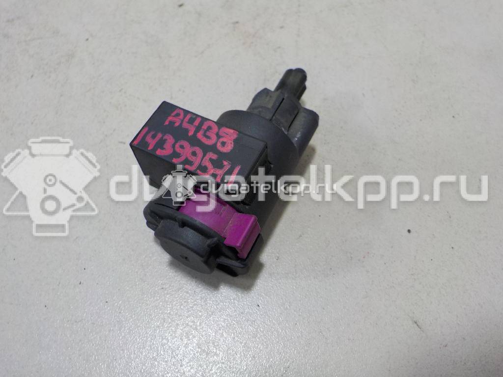 Фото Датчик включения стопсигнала  4F0945459B для Volkswagen Phaeton 3D {forloop.counter}}