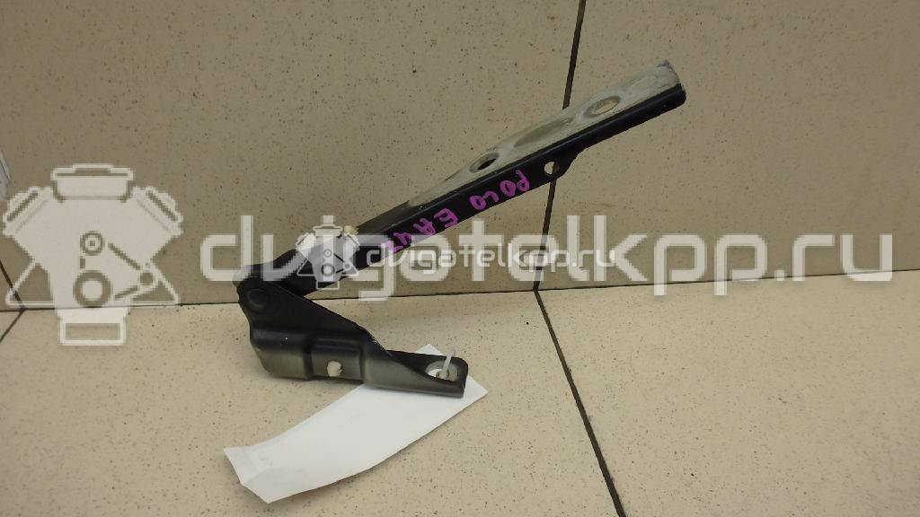 Фото Петля капота правая  6R0823302A для Volkswagen Polo {forloop.counter}}