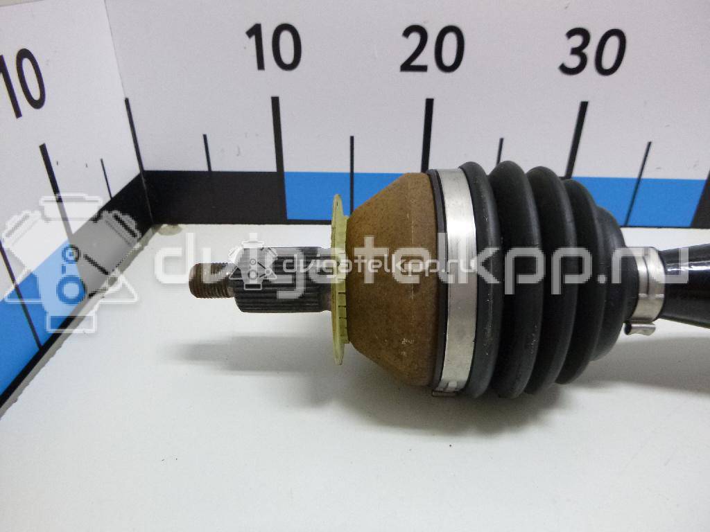 Фото Полуось передняя правая  6R0407762K для Volkswagen Polo {forloop.counter}}