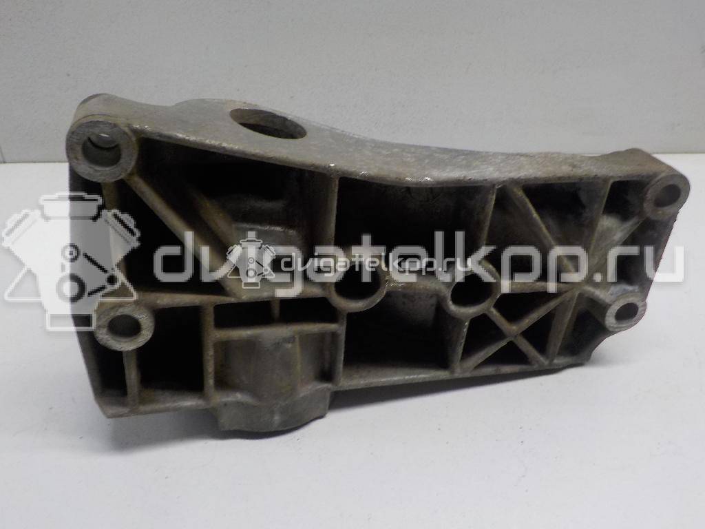 Фото Кронштейн генератора  030145169H для Volkswagen Polo / Caddy / Vento 1H2 / Golf {forloop.counter}}