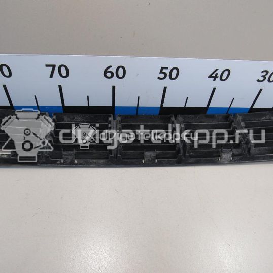 Фото Решетка в бампер центральная  6K5853677 для Volkswagen Polo / Caddy